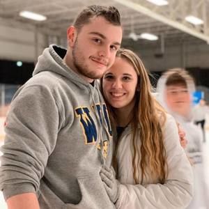 Meet your Posher, Sharon